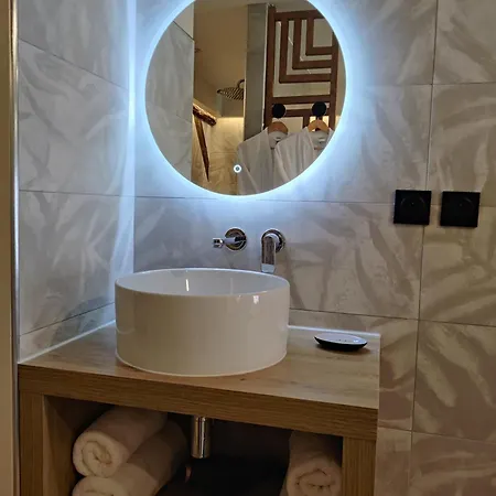 La Bulle Romantique, Avec Jacuzzi Privatif