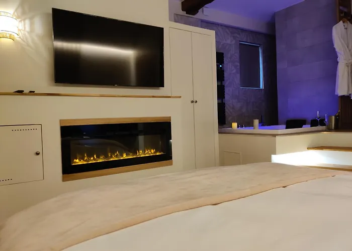 La Bulle Romantique, Avec Jacuzzi Privatif Apartment *