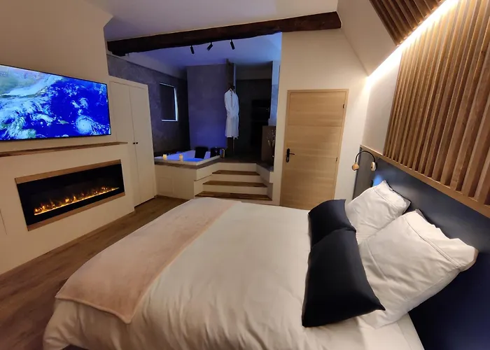 La Bulle Romantique, Avec Jacuzzi Privatif Apartment Sacy-le-Grand